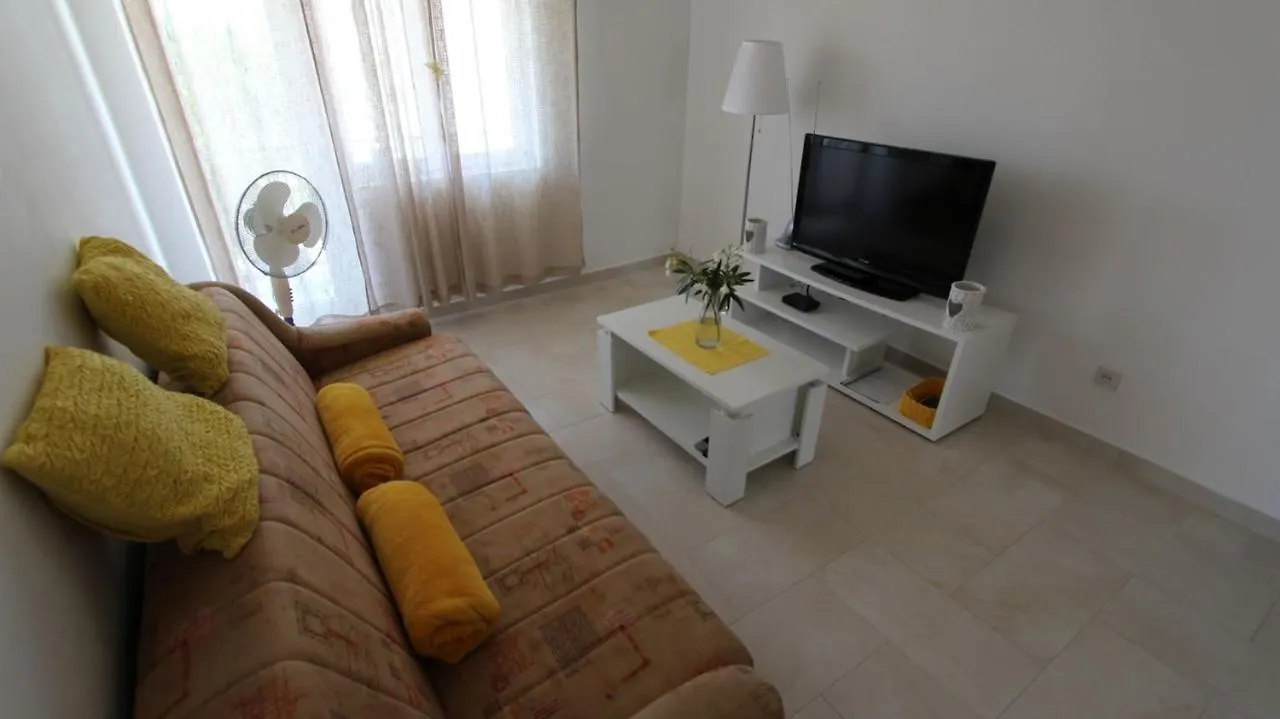 מאלינסקה Apartments Stijak-Sorum קרואטיה