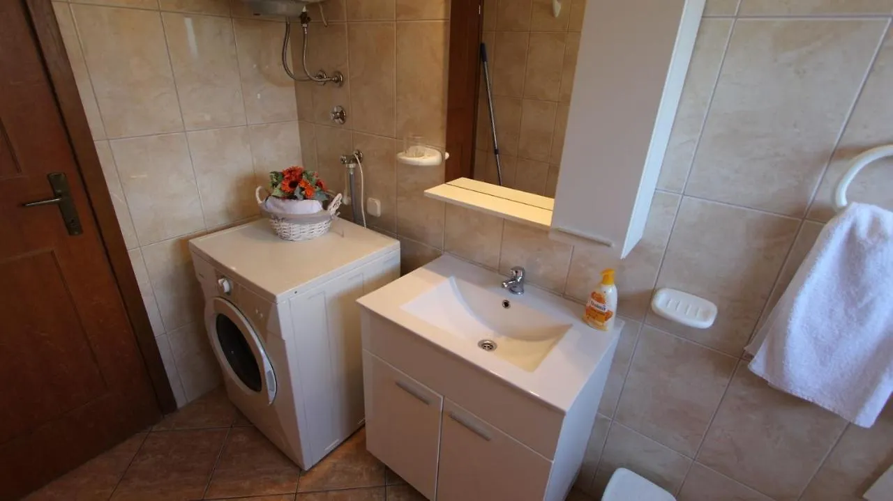 בית הארחה מאלינסקה Apartments Stijak-Sorum קרואטיה