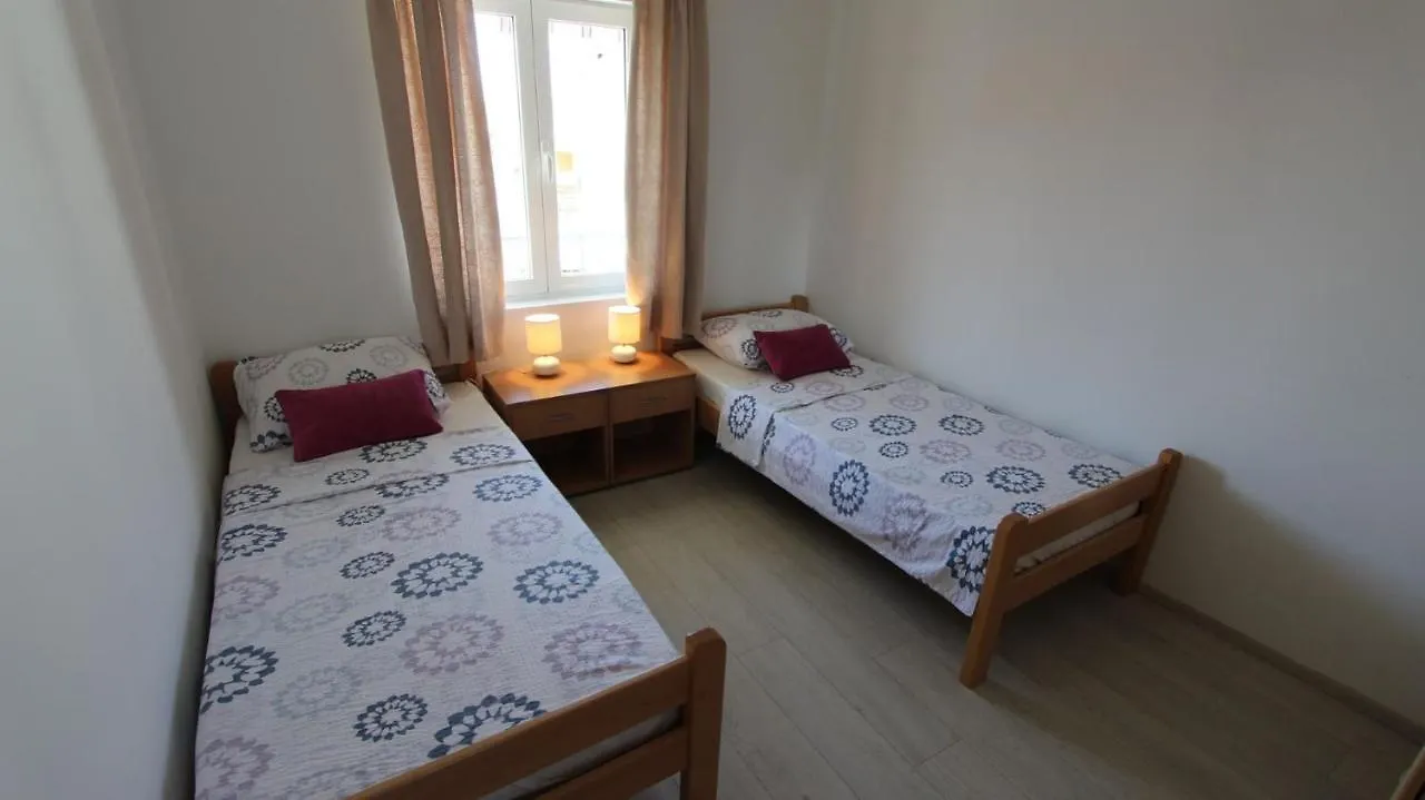 מאלינסקה Apartments Stijak-Sorum