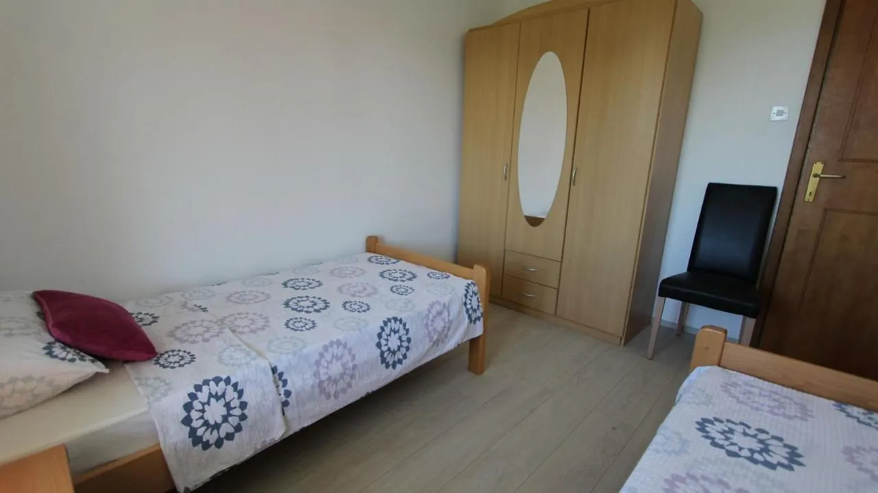 בית הארחה מאלינסקה Apartments Stijak-Sorum