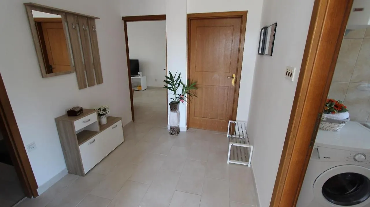 מאלינסקה Apartments Stijak-Sorum בית הארחה